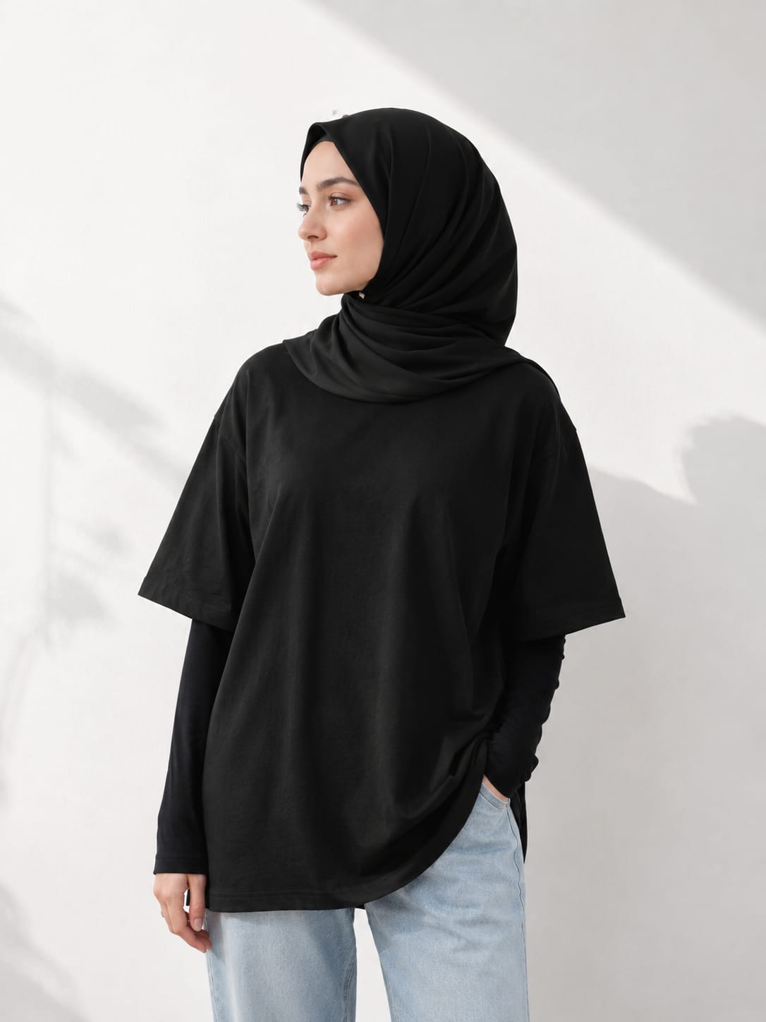 Oversized T-Shirt - Black