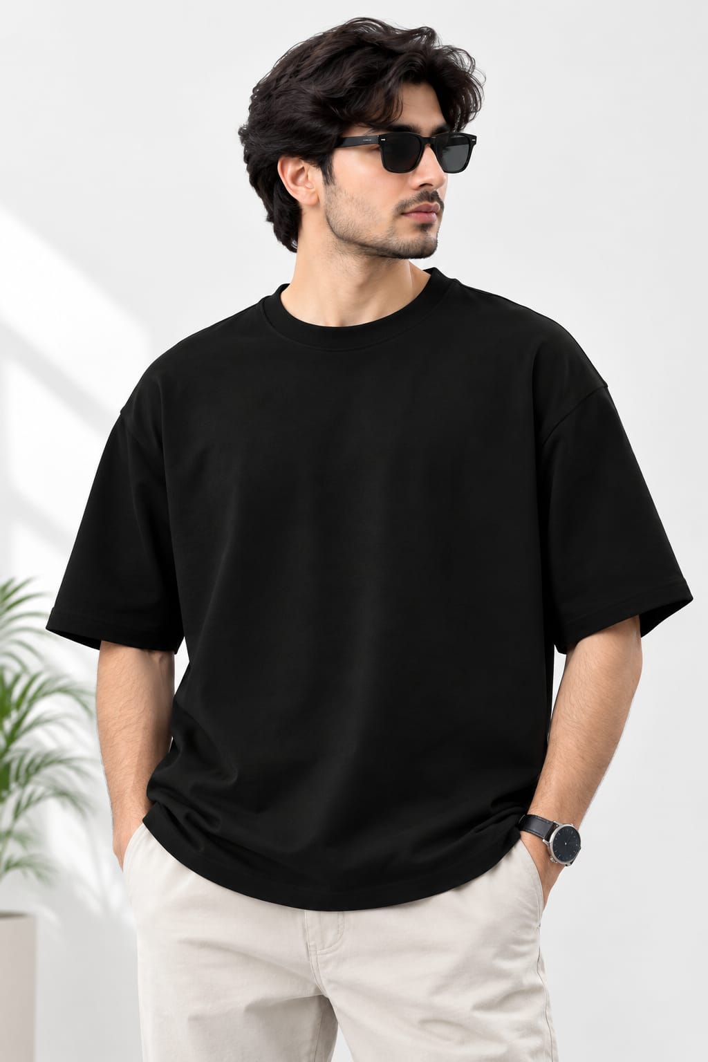 Oversized T-Shirt - Black
